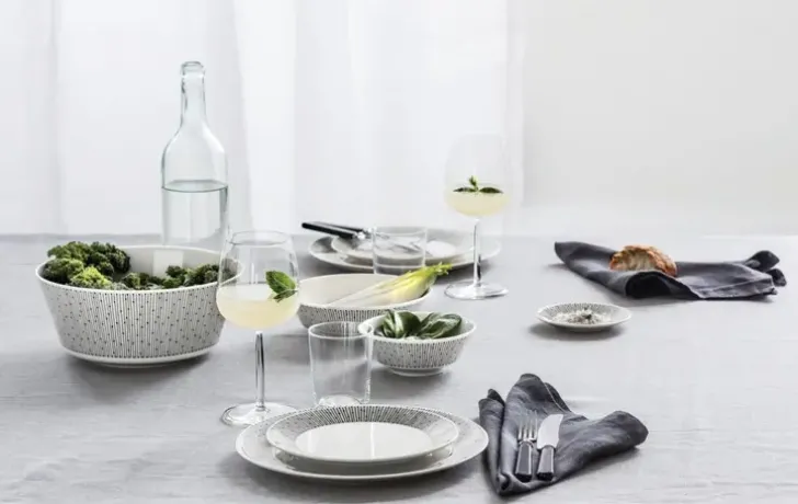 Arabia Lautanen Mainio Sarastus 25Cm