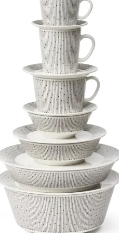 Arabia Syva Lautanen Mainio Sarastus 23Cm