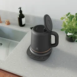 Electrolux Vedenkeitin E7Ck1-6Bp