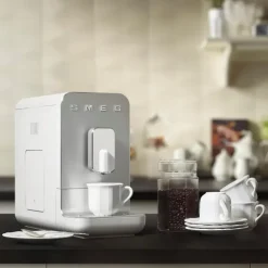 Smeg Bcc01Whmeu Kahviautomaatti, Valkoinen