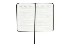 Taskukalenteri A6 Musta